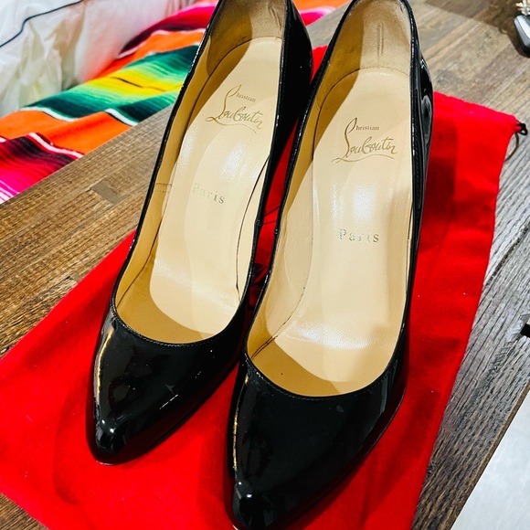 Christian Louboutin patent leather black heels 8.5 - Picture 7 of 10